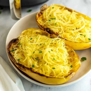 Тиква жълта с форма на Спагети за готвене и печене полезна и вкусна - Squash spaghetti pyza Тиква жълта с форма на Спагети за готвене и печене полезна и вкусна - Squash spaghetti pyza